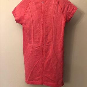 Lululemon run swiftly